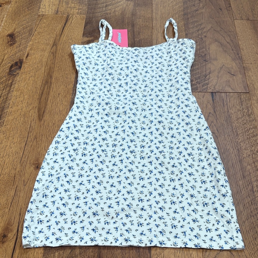 NWT Edikted Woman’s White and Blue Floral Dress Size XS
